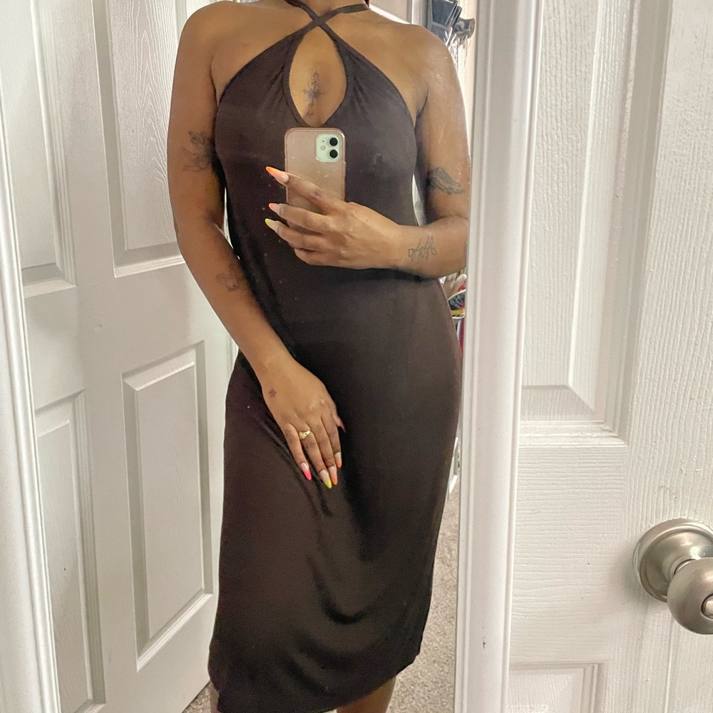 FLOWY CHOCOLATE DRESS